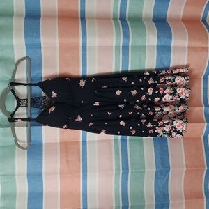 Floral sleeveless dress